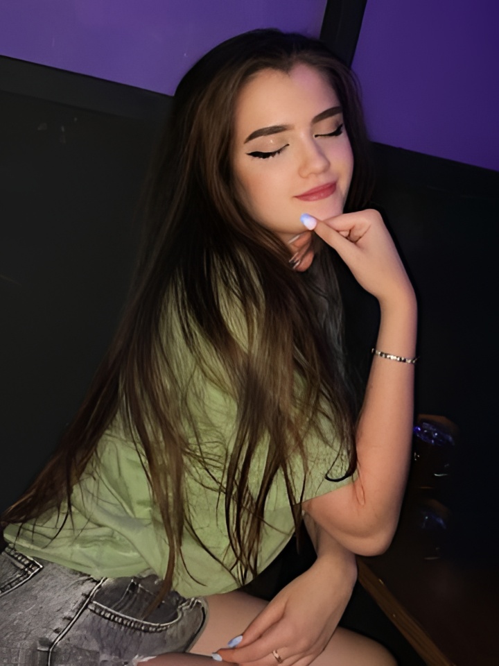 Белла привлекальеная девушка из Амвросиевки цена от 5000 руб