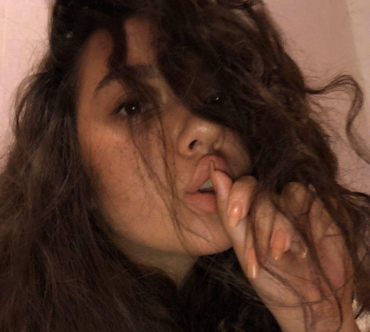 Олька привлекальеная девушка из Амвросиевки цена от 3500 руб