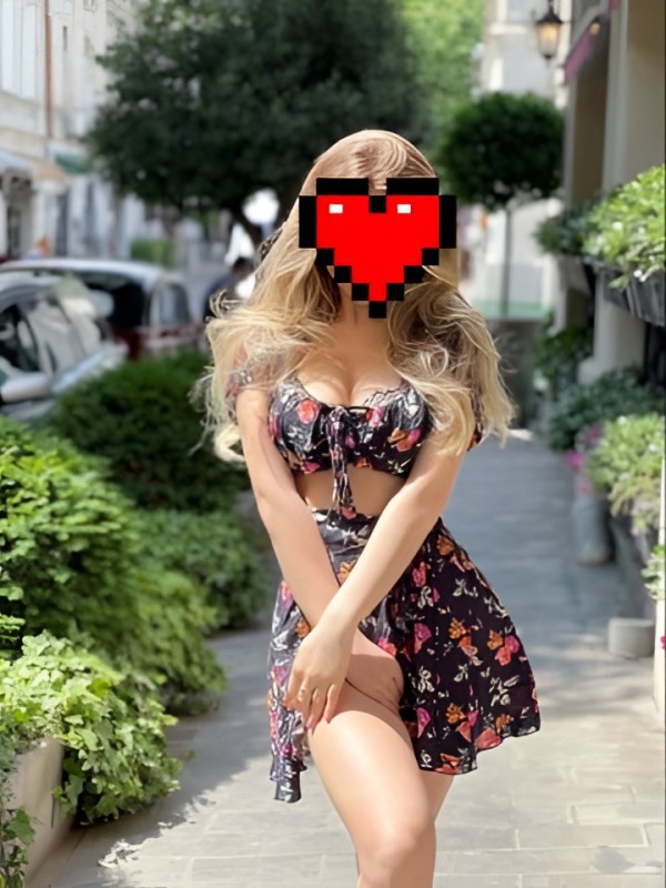 Сарра привлекательная девушка из Амвросиевки цена от 4000 руб