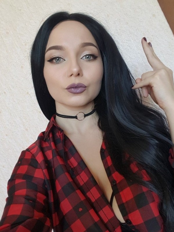 Рада привлекательная девушка из Амвросиевки цена от 3500 руб