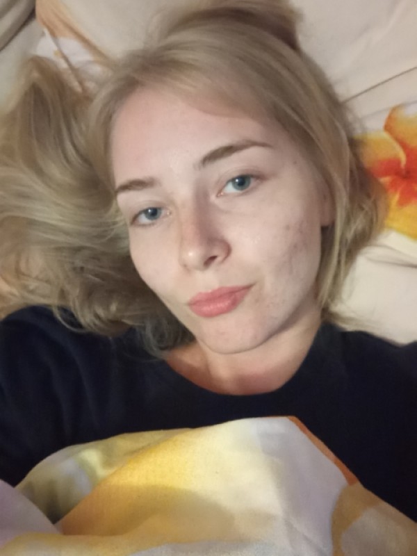 Лена привлекательная девушка из Амвросиевки цена от 3500 руб